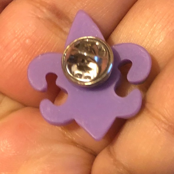Mardi Gras Tie Tack - Picture 2 of 2